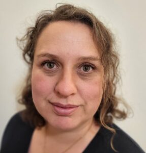 Lianne_Moller_Headshot_1